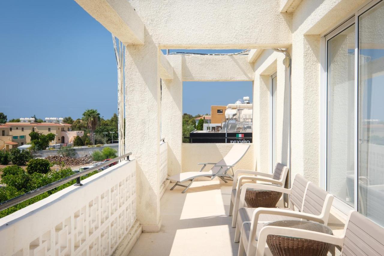 Seaview 3 Bedroom Kings Road Penthouse Pafos Exterior foto