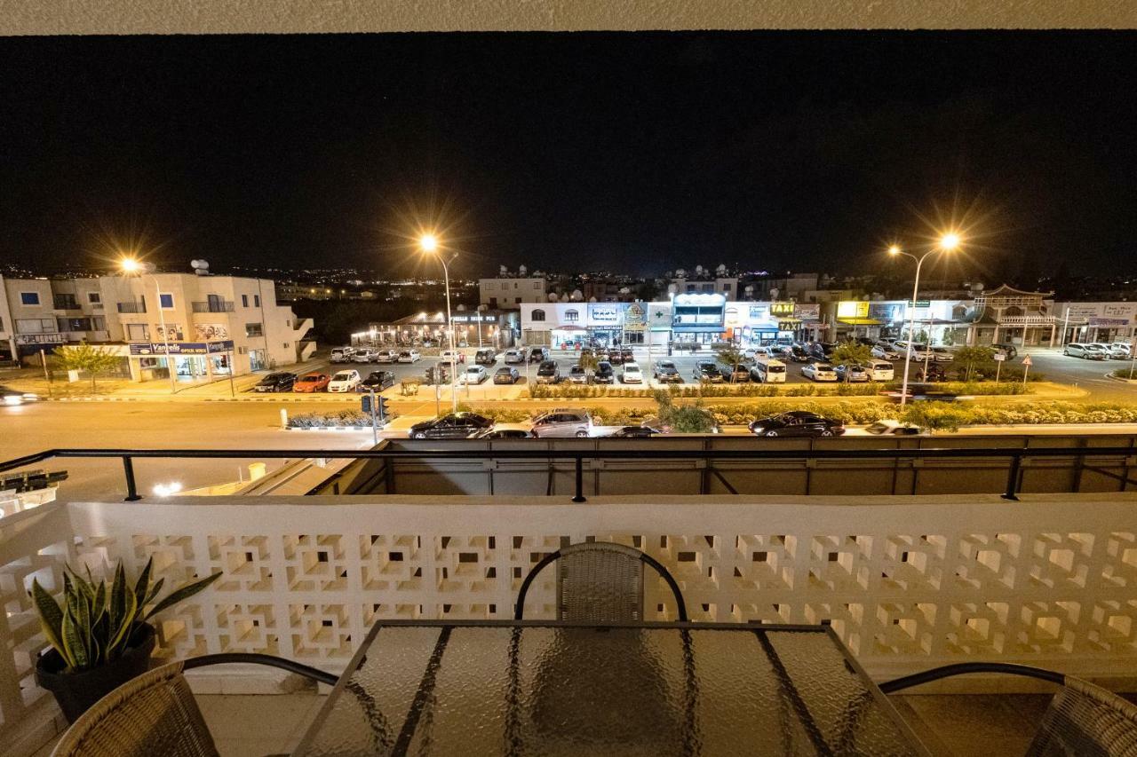 Seaview 3 Bedroom Kings Road Penthouse Pafos Exterior foto
